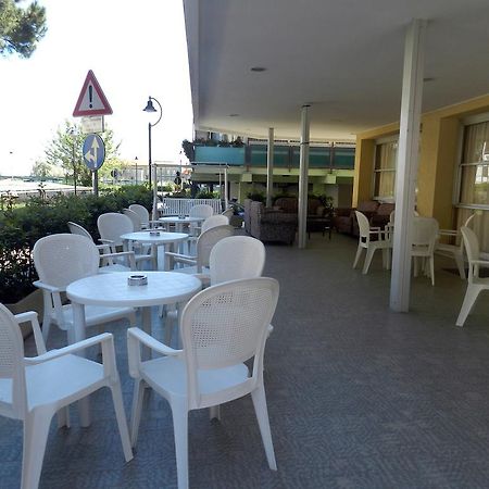 Hotel Michelangelo Bellaria-Igea Marina Exterior photo